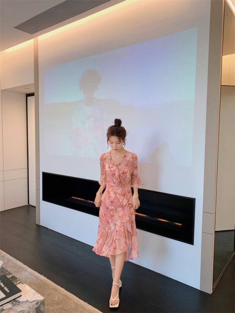 现货夏季新款连衣裙，女装连衣裙，早颜