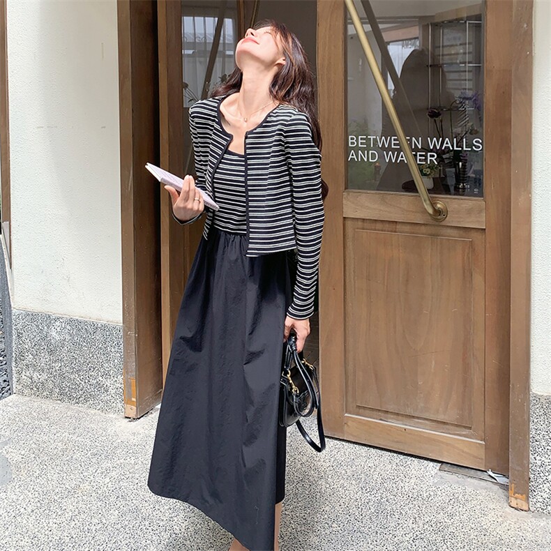 条纹赫本风吊带连衣裙套装女2025新款女春秋针织上衣韩系两件套裙,女装连衣裙,2C098
