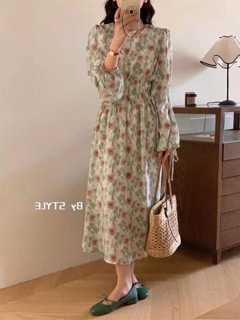 韩版气质连衣裙，女装连衣裙，欧妮卡蒂蔓