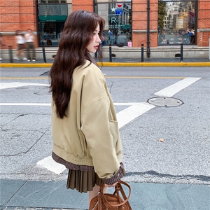 卡其色工装短款羽绒服女冬季2025新款格子拼接新国标90白鸭绒外套图片
