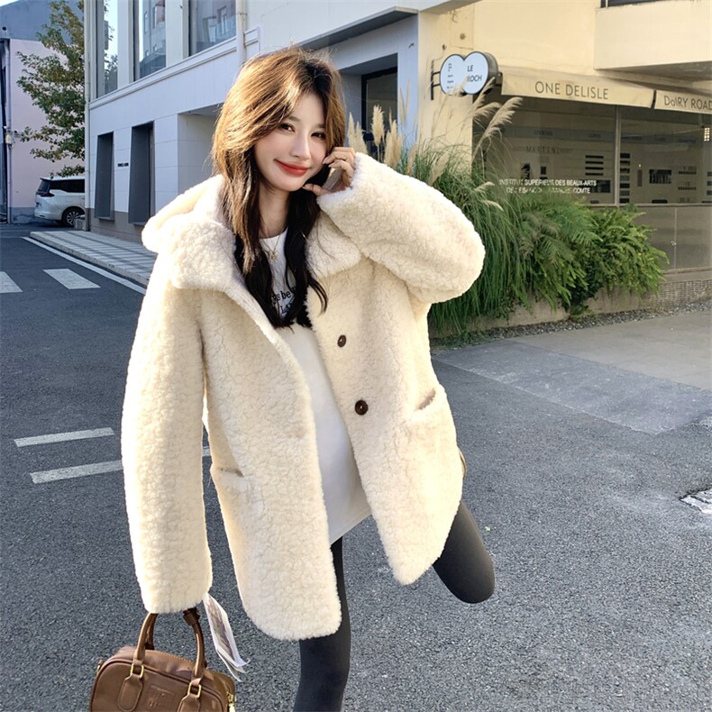 2C217现货皮毛一体羊羔毛外套款号8112P215K328,女装短外套,2C217
