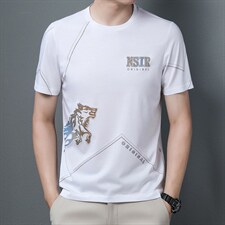 白色