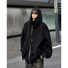 黑色