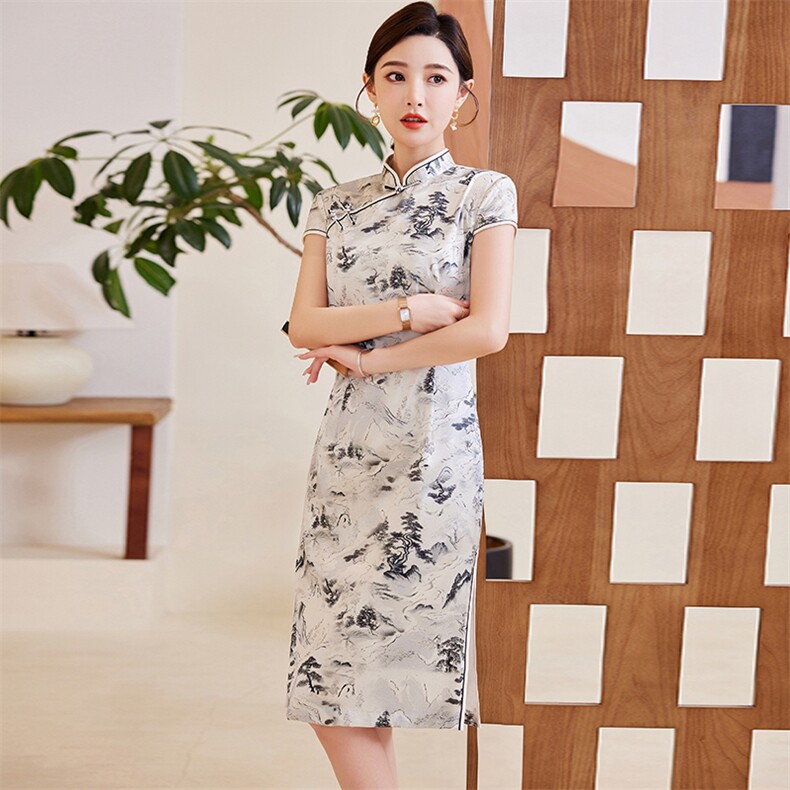 夏季新款设计简约时尚大气中长款专柜品质真丝旗袍新中式连衣裙，女装汉服/婚纱/旗袍/礼服，媚琳依坊