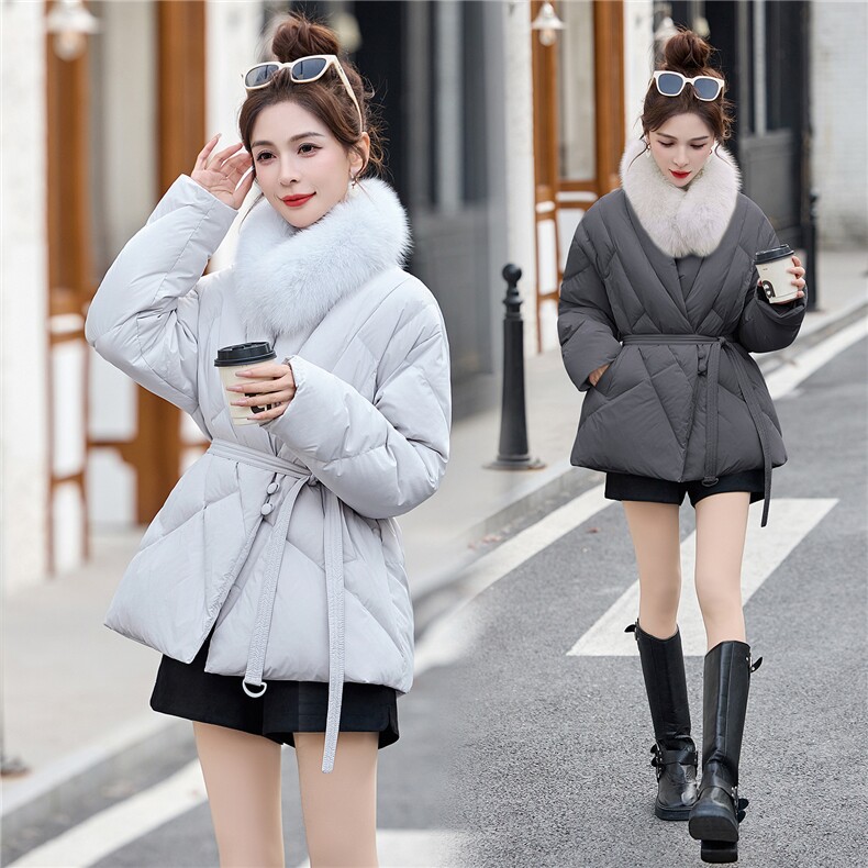 2025冬季新款狐狸毛收腰羽绒服90绒,女装羽绒服,维一诺（1D095）