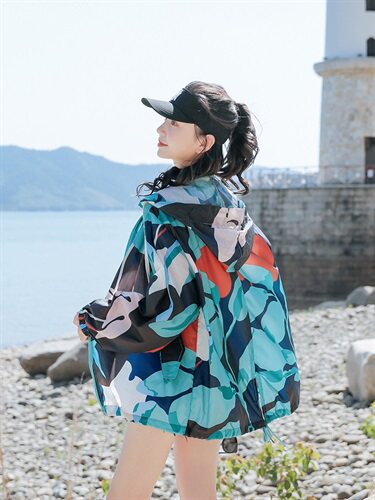 印花防晒衣女短款夏季轻薄款2025夏季新款宽松透气防晒服风衣外套,女装防晒衣,可可小西