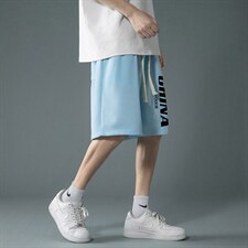 浅蓝色