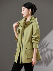 品牌专柜！韩版可拆连帽抽绳收腰冲锋衣外套2025年春季新款风衣女，女装风衣，靓衣阁