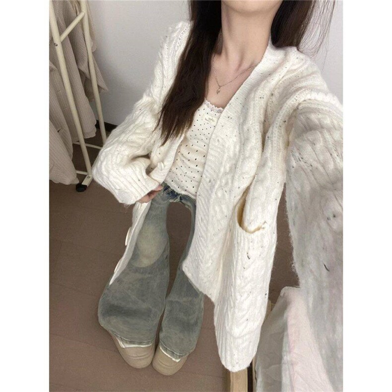 甜美小香风气质v领彩点毛衣开衫女秋冬季宽松慵懒风杏色针织外套,针织衫/毛衣,星座506A