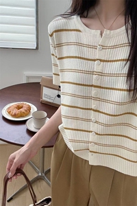 休闲风法式小V领条纹针织开衫女2025早春设计感小众洋气短袖上衣图片