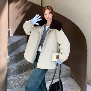 羊羔毛大翻领连帽工装派克服女中长款2025冬季90白鸭绒加厚羽绒服图片