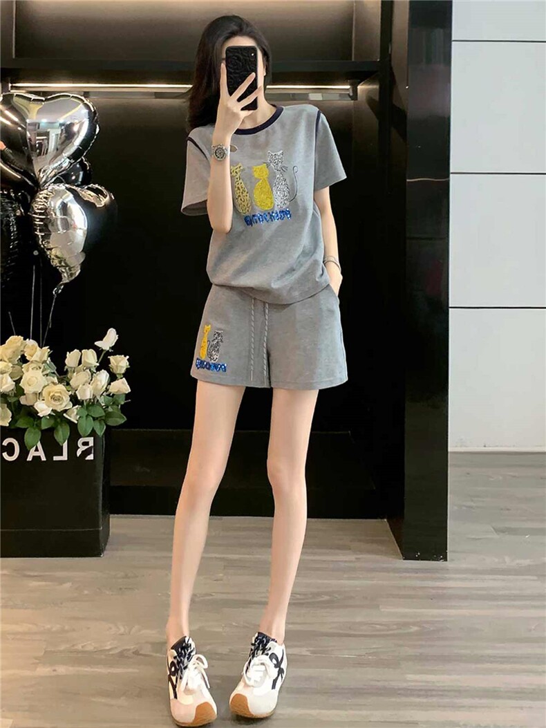 韩版休闲时尚套装女夏款个性简约圆领印花刺绣上衣阔腿短裤两件套,女装套装/套裙,江南