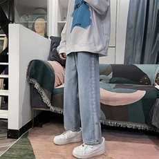 浅蓝色