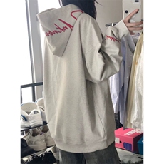 灰色