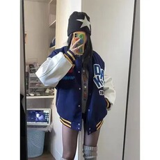 藏青色