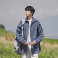 藏青色