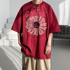 酒红色