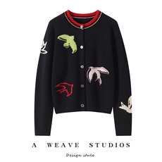 2025年秋季新款百搭飞燕刺绣开衫，女装针织衫/毛衣，戎魅羊绒