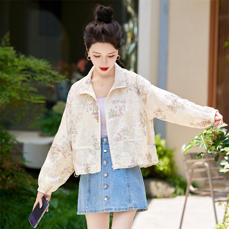 现货轻薄刺绣防晒衣女夏薄款宽松新款小个子时尚新中式外套防晒衣,女装防晒衣,丽美静依