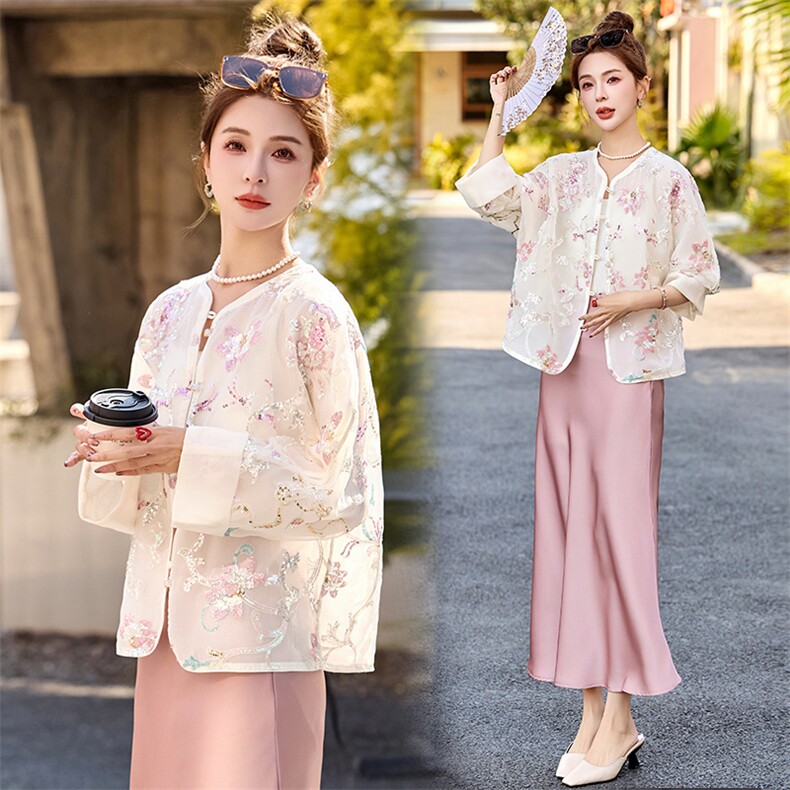 新中式国风外套女夏季清爽高级感重工刺绣名媛小香风薄款防晒上衣，女装短外套，众宇琦