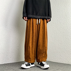 深棕色