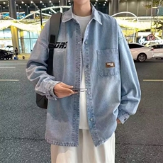 蓝色