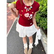 红色