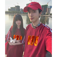 抖音得物高品质二开240克宽松纯棉美式潮牌三条杠织带短袖T恤，男装T恤，电商A486-1