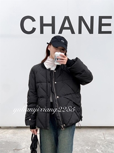 新款羽绒服图片