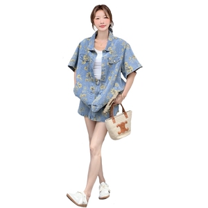 现货 炸街牛仔碎花套装2C105-1059-P145-K218图片