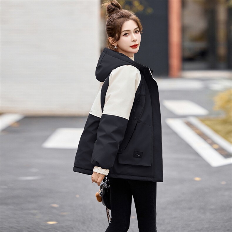时尚拼色连帽派克羽绒服女2024冬新款休闲百搭工装白鸭绒保暖外套,女装羽绒服,采品优优