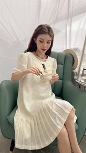 工艺蝴蝶结连衣裙图片