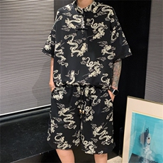 黑色