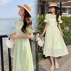 现货。2023年清新优雅浪漫修身显瘦束腰提花连衣裙，女装连衣裙，艾仟回(原伊仟回)