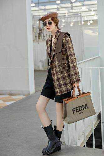 春装新款西装外套，女装西装，转角爱尚