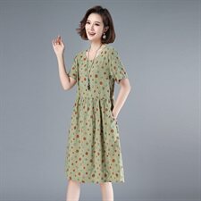2021年夏季通勤韩版中长款A字裙圆领印花圆点套头40-49周岁裙子，女装连衣裙，伊满意