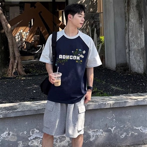 抖音得物高品质二开240克宽松纯棉美式潮牌插肩袖拼接短袖T恤图片