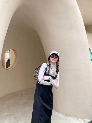 吊带式连衣裙洋气款，女装背心吊带，Alissa Lin