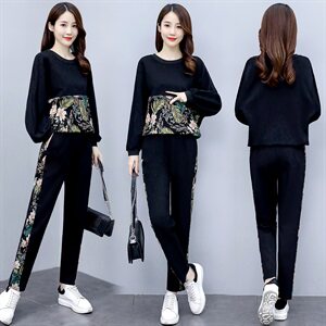 现货2024春装套装/套裙时尚印花舒适百搭运动风，女装套装/套裙，三木叶子