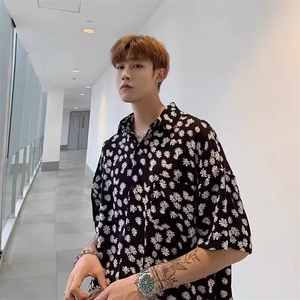 碎花短袖衬衫男夏季薄款痞帅衬衣韩版潮流百搭小雏菊男士寸衫外套图片