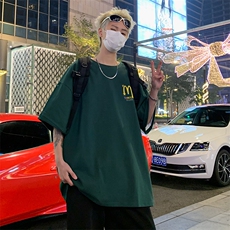 军绿色