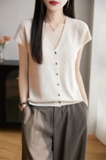 洋气显瘦薄针织衫V领短袖T恤女夏精纺羊毛小飞袖上衣短款开衫外搭，女装T恤，暖烁特种纱工厂店