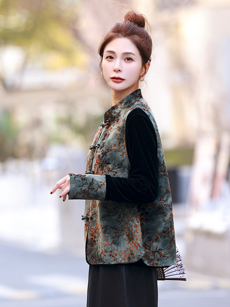 新中式撞色丝绒长袖T恤女春秋设计小众拼接提花打底复古气质上衣,女装T恤,雪樱依海