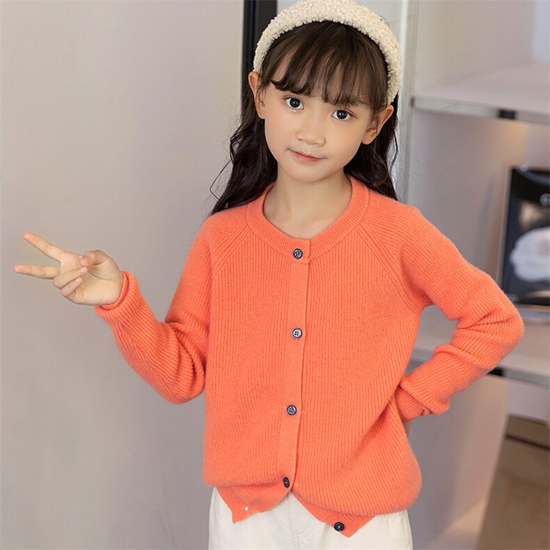 时尚儿童羊毛衫秋季男女童纯色长袖开衫高品质舒适保暖，童装儿童羊毛衫，冰晶童装