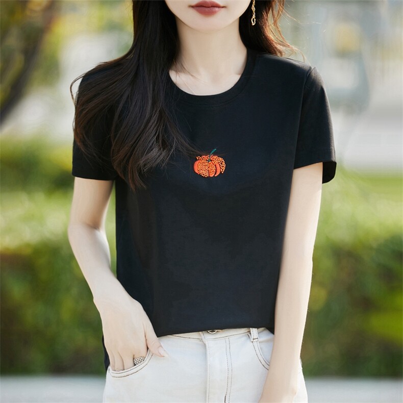花朵绣片粉色丝光纯棉正肩短袖t恤女2023新款夏季圆领宽松显瘦,女装T恤,暖烁羊绒
