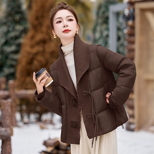 冬季新款时尚加厚保暖羽绒服女短款修身显瘦外套（现货）图片