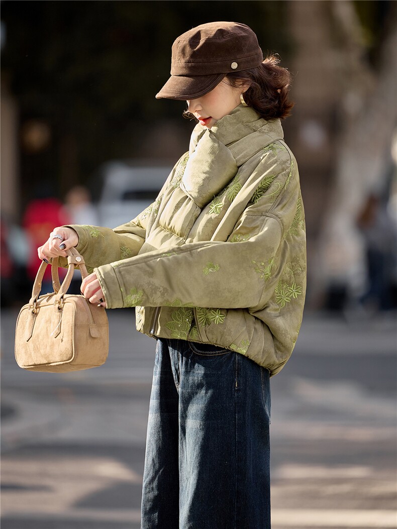 水衣源889款刺绣带围脖短款夹棉棉服外套女,女装棉衣/棉服,水衣源