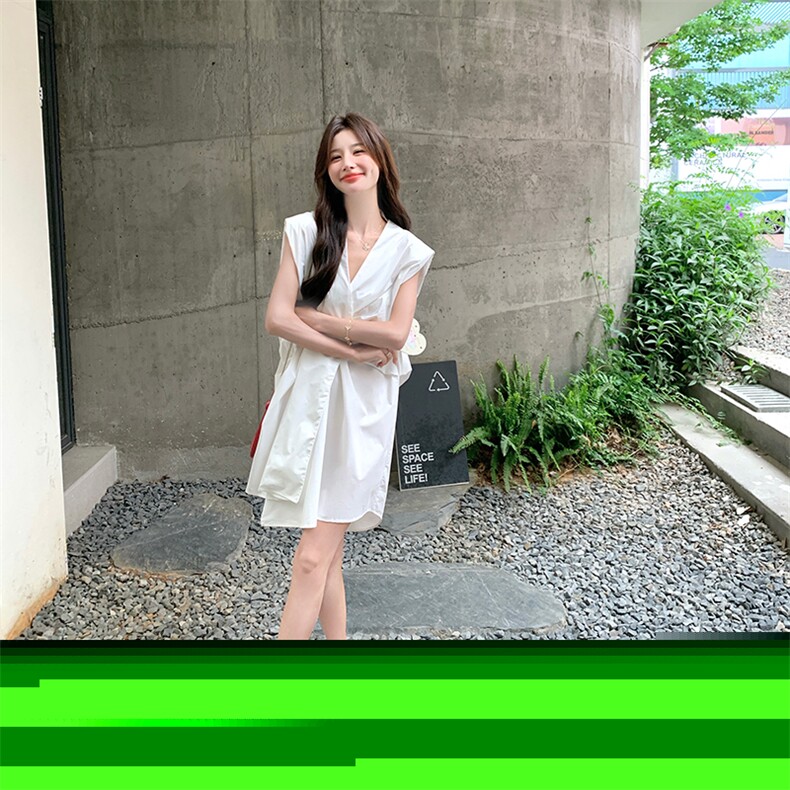 温柔风无袖白色连衣裙女2025年夏季新款百搭设计感褶皱V领衬衫裙,女装连衣裙,1D066-1
