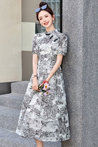 新中式国风改良旗袍连衣裙女2025夏季新款修身显瘦印花绝美长裙子图片