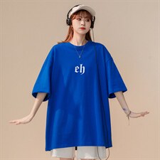 深灰色
